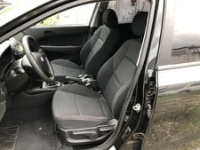 Hyundai i30 FD Sitz vorn links Fahrersitz Stoff ohne Heizung Autositz 