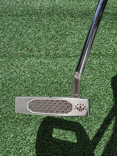 Scotty cameron studio - scotty, style