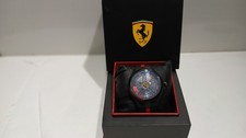 Ferrari Uhr Felge schwarz in Original Ferrari Box