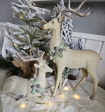 Clayre & Eef Hirsch Figur liegend stehend 2 Varianten Clayre & Eef Zapfen Beige