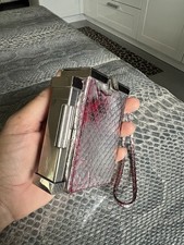 Yves Saint Laurent YSL