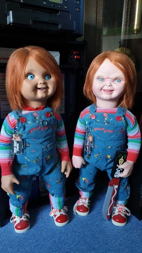 Chucky lifsize trick or - chucky,
