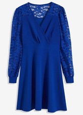 Neu Kleid mit Spitze Gr. 40/42