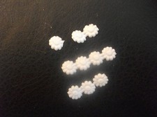 Wachsornament, Wachskunst, Blumenblüten, Kerze selbst gestalten