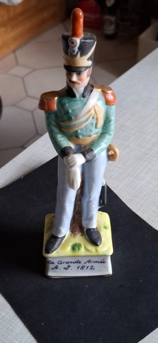 Porzellan figur soldat der - porzellan,