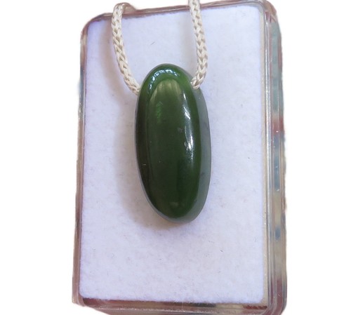 Jade nephrit cabochon - nephrit,