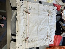 Hübsche Tischdecke 80x80 Cm