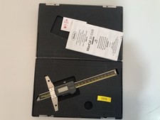 Mitutoyo digitaler Tiefenmessschieber 150mm