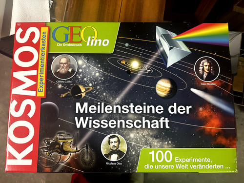 Neu großer kosmos - **,