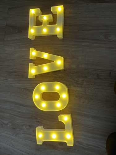 Buchstaben love deko hochzeit - deko,