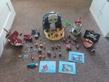 Playmobil Pirateninsel, 2 Schiffe, Leuchtturm und diverses Zubehör
