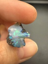 Opal Welo 7.85ct Edelstein