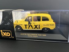 IXO Austin FX4 London Taxi 1985 Yellow Pages gelb 1:43 OVP