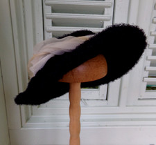 alter antiker Hut schwarz mit