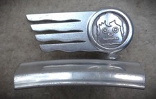 Fahrrad Schutzblechreiter Diamant Figur Schild Emblem