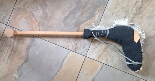 Hobby horse steckenpferd - horse,