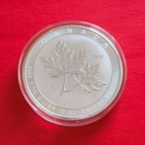 Canada dollars 2017 - 50,