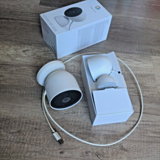 2 x Google Nest 1x Nest Cam Indoor mit Kabel – 1x Nest Cam Outdoor  mit Akku