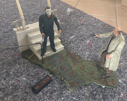 Halloween the night - :, he