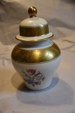Porzellan Rosenthal, Deckelvase mit Golddekor H: 21 cm m.Deckel, 14 cm o.Deckel