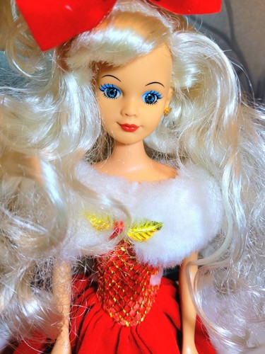 Haunted doll puppe - haunted, doll,puppe,sammler