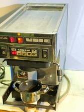 Diva Unic Professional Nespressomaschine Gastronomie/Büro Festwasseranschluss