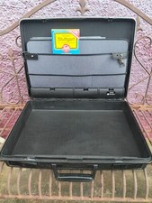 Aktenhartschalenkoffer