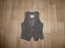 QS by S.OLIVER Weste Olivgrün