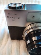 Analoge Fotoausrüstung (Kamera Superpaxette,Exa IIb