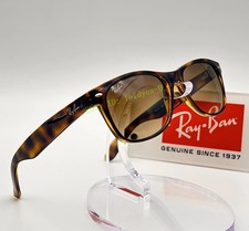 Ray-Ban RB2132 New Wayfarer