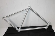 Rahmen Rennrad  Herren 28"  RH 59 -1  1/8 "   Kette  poliert