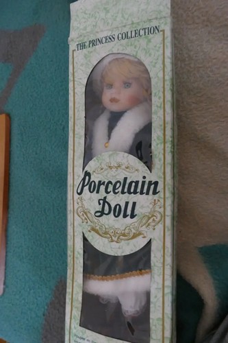 Porcelain doll porzellan - porcelain, doll,