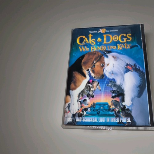Cats dogs wie hund und - -,