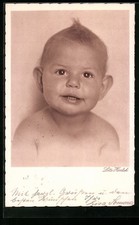 Foto-AK Lotte Herrlich: Kleinkind mit offenem Mund und Blick zur Kamera 1933 