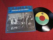 Kin Ping Meh  DANCING IN THE