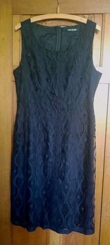 Elegantes spitzenkleid betty - elegantes,