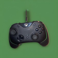 Razer Wolverine V2 Chroma