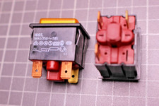 5 Stück Druckschalter 1