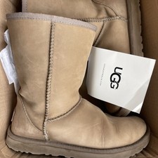 UGG Australia Boots Classic Short II Damenstiefel - Chestnut, EU 38