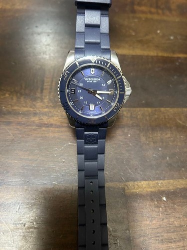 Victorinox swiss army 24163 - army,