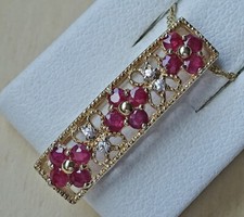 Langer Rubin Gelbgold