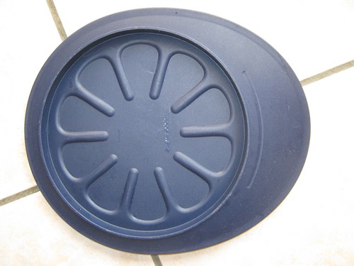 Tupperware teller - tupperware,