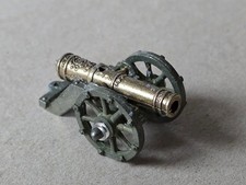 Ü-Ei Figuren Historische