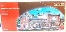 Faller H0 110115 Bahnhof