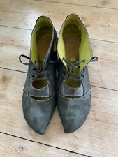 Tiggers Pumps Gr. 39 Leder Sandalen blau