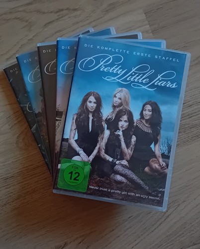 Pretty little liars - little,