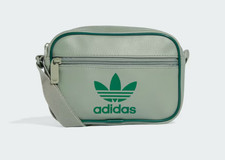 NWT Adidas  ADICOLOR CLASSIC