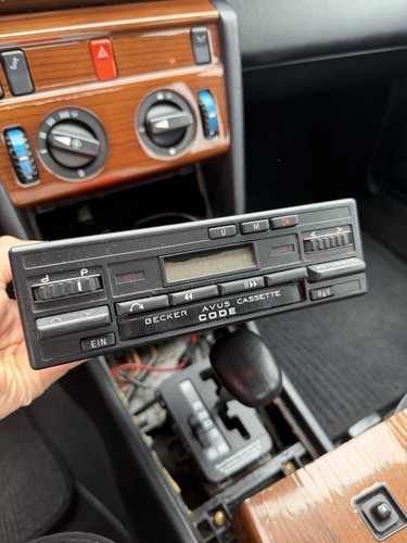 Original mercedes w124 - mercedes, becker