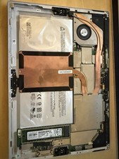 Microsoft surface pro 4 - 1724 - als Defekt (Unvollständig)