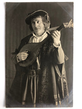 AK - Szenenfoto - Opernsänger mit Laute - Foto Grieshaber München um 1910